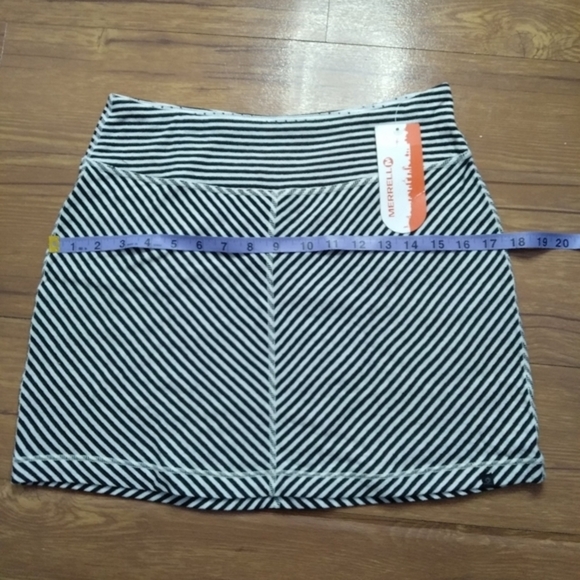 MERRELL Finley Reversible‎ Skirt XS - Picture 8 of 8